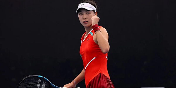 队先拔头筹 队先拔头筹