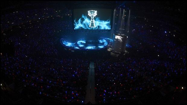 球场灯光的 球场灯光的